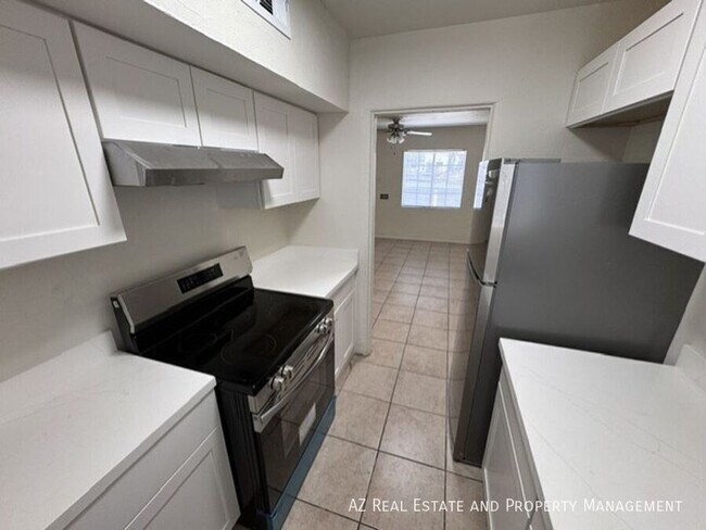 Foto del edificio - 1040 N 16th St