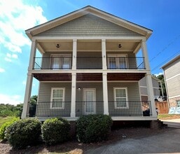 Building Photo - 121 North Ave