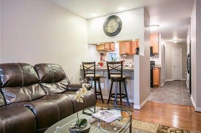 Foto del edificio - 1107 Sumpter St