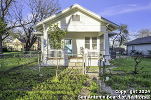 Foto del edificio - 1108 N Flores St