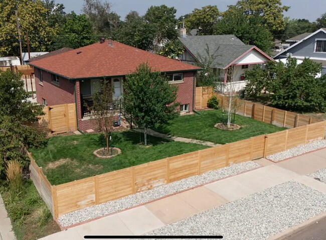 Foto del edificio - 4431 Fillmore St