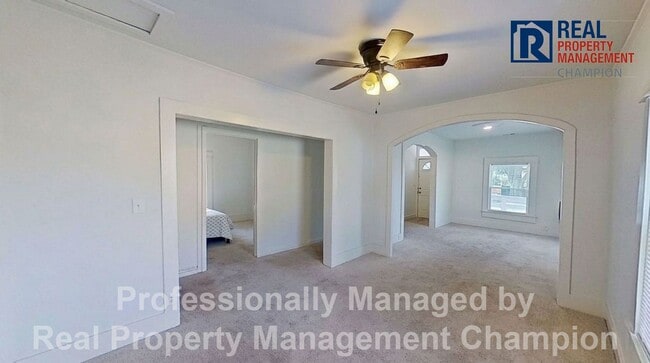 Building Photo - 1206 Dawson St