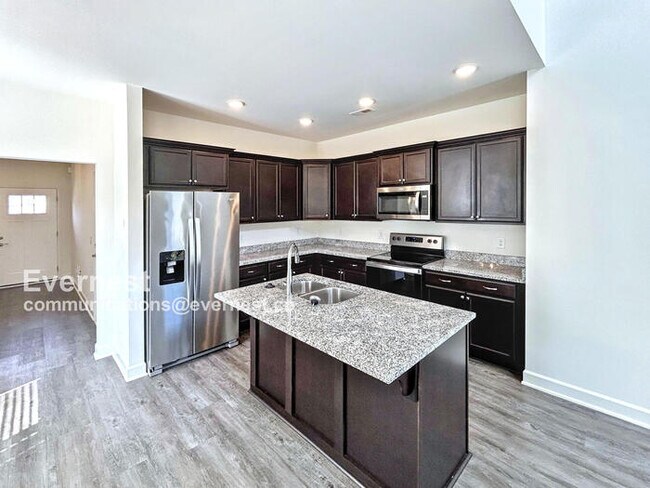 Foto del edificio - 795 Coopers Way