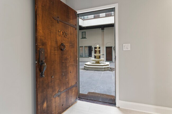 Foto del edificio - 627 N 18th St