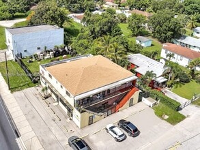 Building Photo - 4840 NW 27th Ave