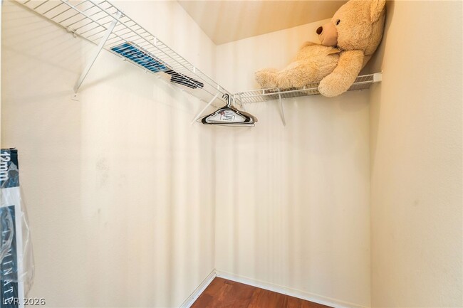 Building Photo - 3125 N Buffalo Dr