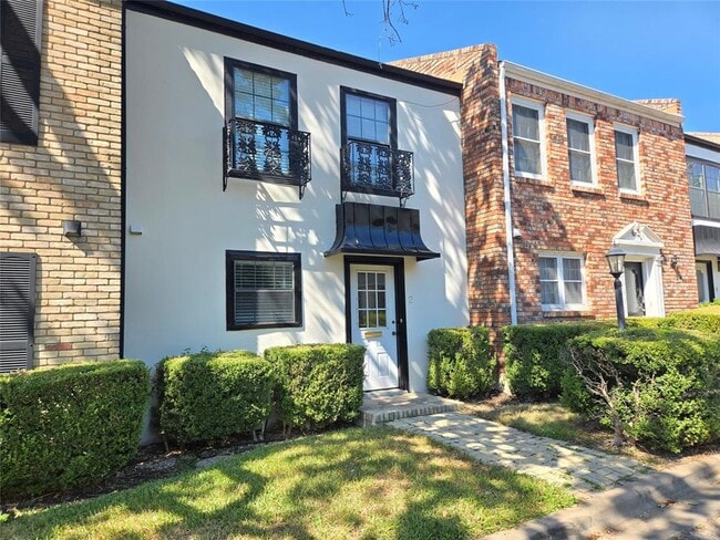 Building Photo - 1500 Elton Ln