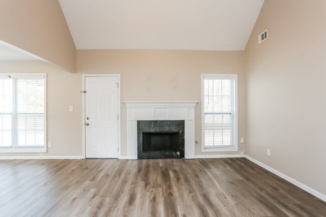 Foto del edificio - 12063 Harbour Town Pkwy