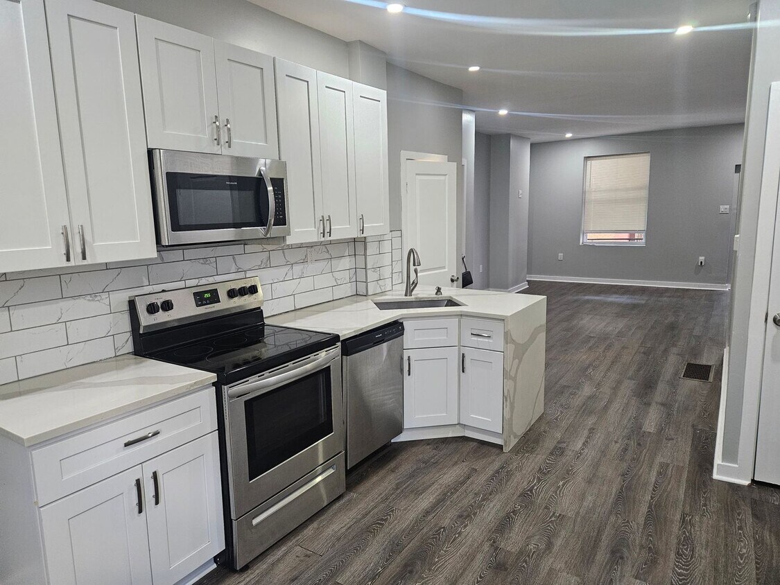 Foto principal - 31 S Salford St