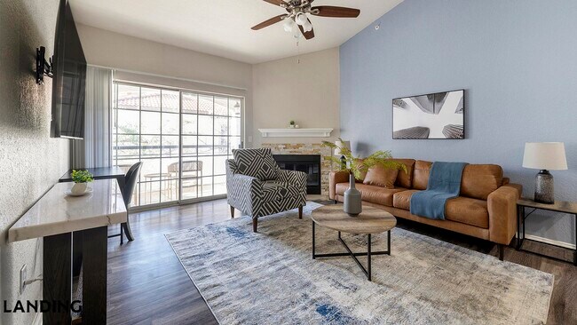 Foto del edificio - 3201 Duval Rd