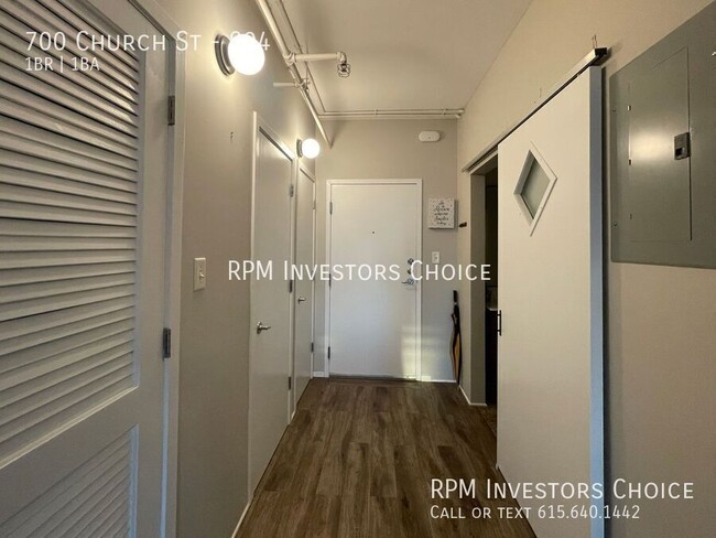 Photo - 700 Church St House