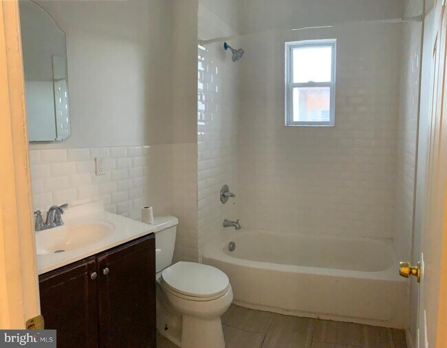 Foto del edificio - 4800 N Camac St
