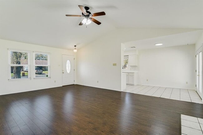 Building Photo - 5608 Honey Dew Terrace