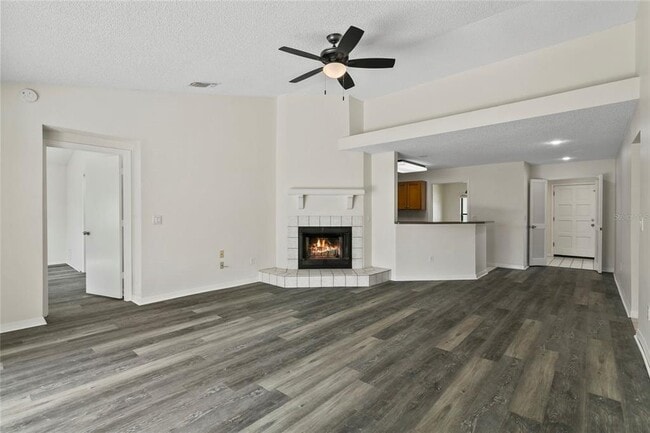 Building Photo - 3612 Biscayne Dr