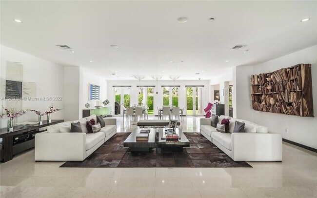 Building Photo - 3020 Brickell Ave