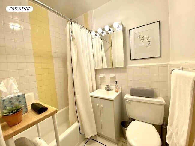 Foto del edificio - 101 W 73rd St