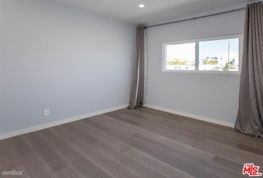 Primary Photo - 2 br, 2 bath Condo - 11920 Dorothy St Apt 304