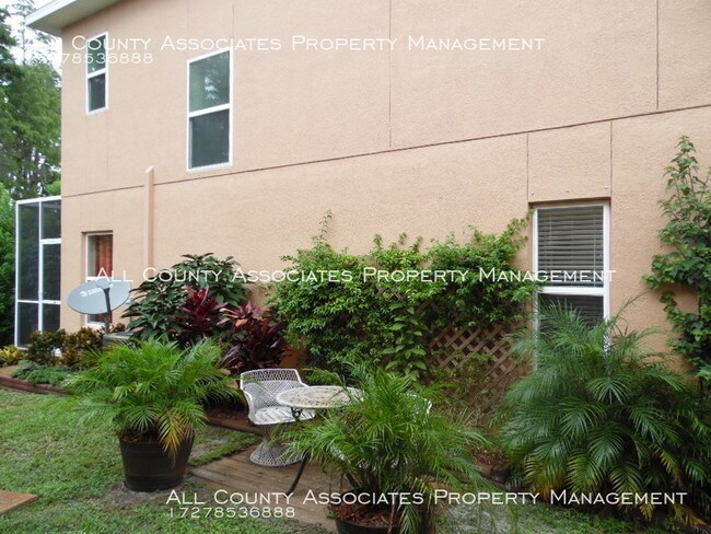 Building Photo - 939 Celtic Circle