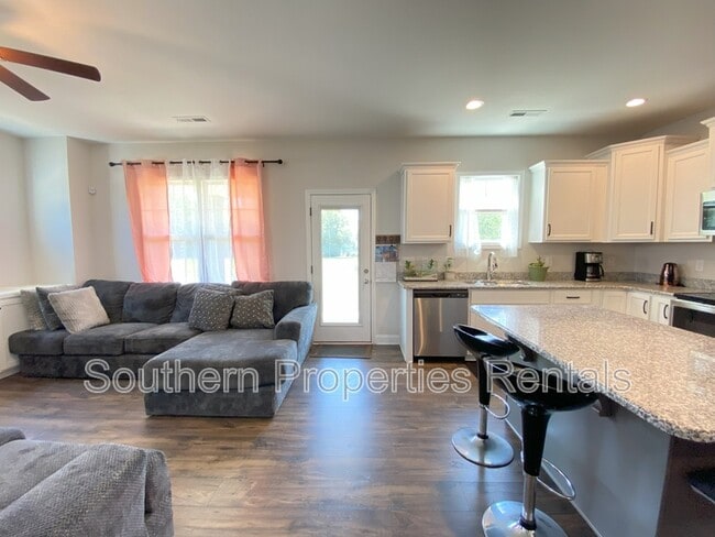 Building Photo - 5499 Rosser Pittman Rd