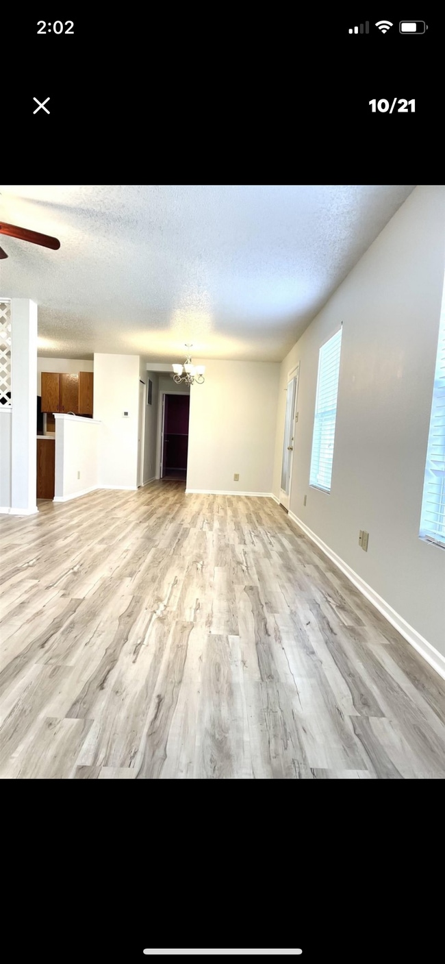 Building Photo - 2623 Chilton Dr