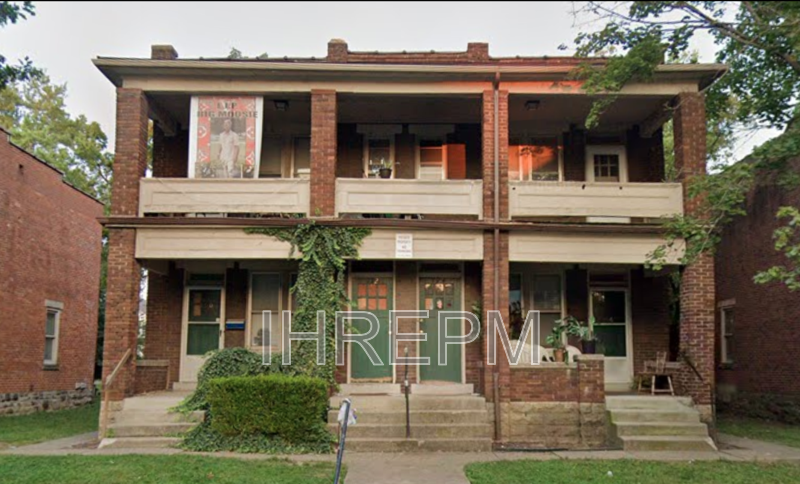 Foto principal - 794 S 22nd St