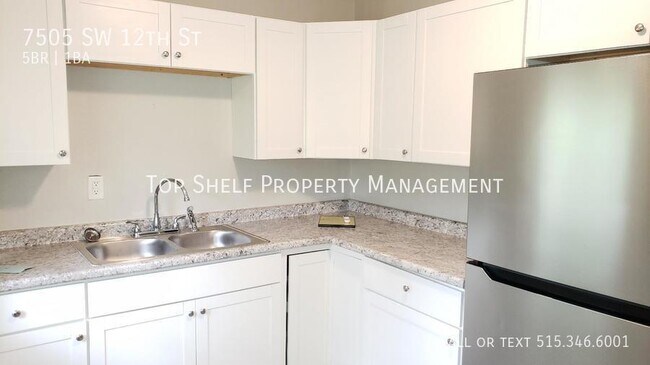 Foto del edificio - 7505 SW 12th St