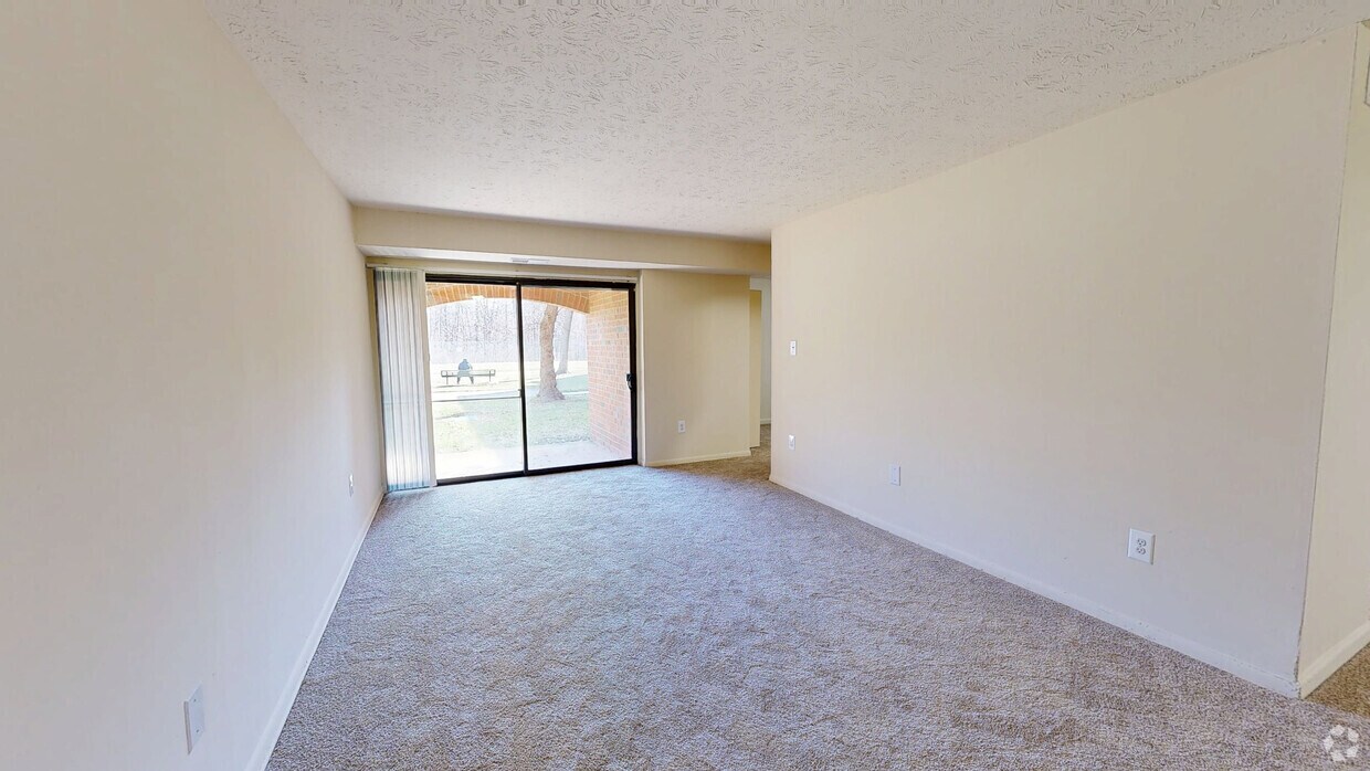 Photo - Glen Oaks Apartments