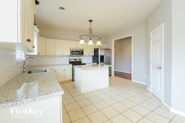 Building Photo - 808 Barkley Dr
