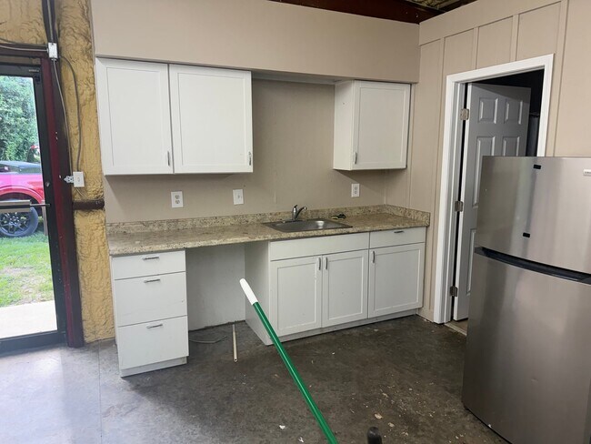 Foto del edificio - 308 4th St NE
