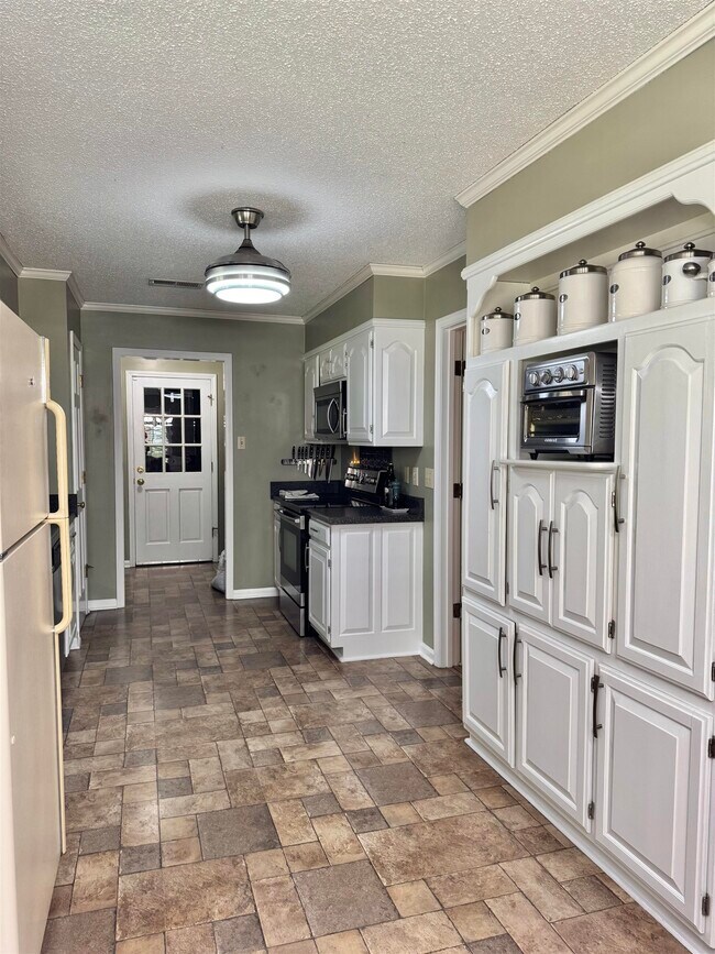 Foto del edificio - 7881 Elm Leaf Dr