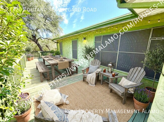 Foto del edificio - 27320 Toutant Beauregard Rd