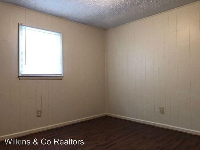 Foto del edificio - 128 Charles St