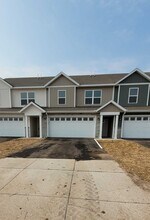 Building Photo - 1608 Eastside Cir
