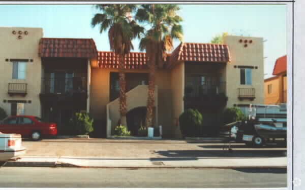 Building Photo - Sierra Baja