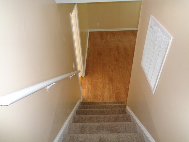 Foto del edificio - 6222 Bridlewood Ln