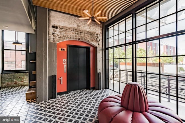 Foto del edificio - 1701 Tulip St