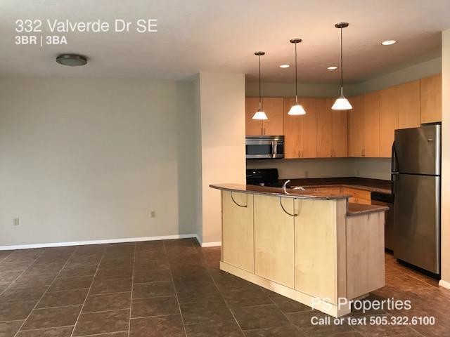 Foto del edificio - 332 Valverde Dr SE