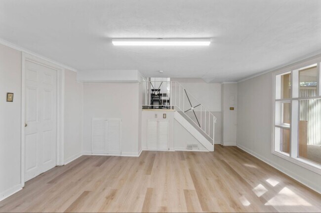Foto del edificio - 9967 Verree Rd