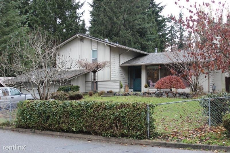 Primary Photo - 3 br, 2 bath House - 219 219th Pl SW