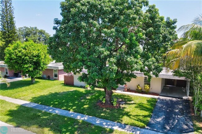 Foto del edificio - 7902 NW 73rd Ave