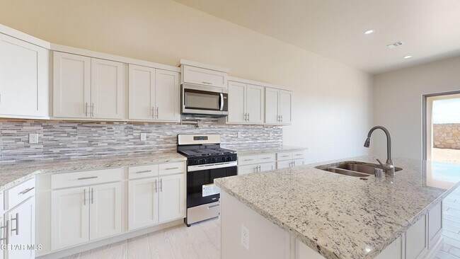 Foto del edificio - 11118 Blue Eyed Grass St