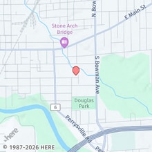 Building Photo - 807 Bryan Ave