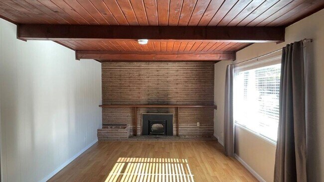 Photo - Pleasant HIll, Beautiful 3 bedroom 1 bath home w/ 1 car garage Immaculately maintained!