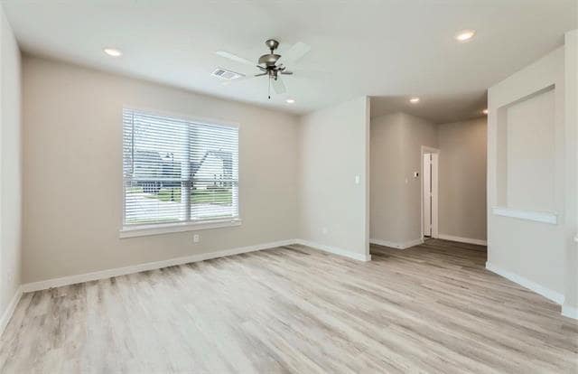 Foto del edificio - 1332 Creekbank Dr