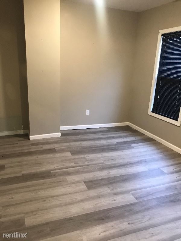 Primary Photo - 2 br, 1 bath Apartment - 116 E Holsman St