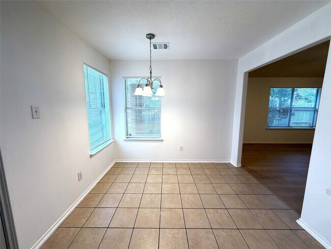 Building Photo - 4719 Cypress Dawn Ln