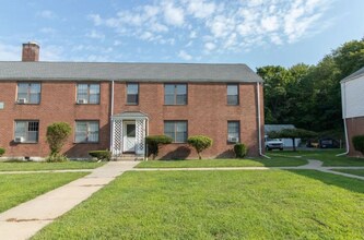 Building Photo - 35 Nob Hill Cir