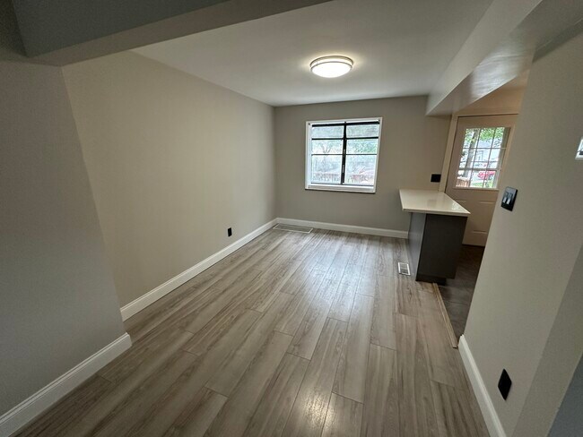 Foto del edificio - 1781 Kings Ct