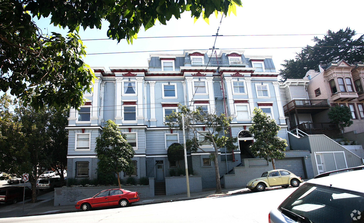 Building Photo - The Westlake