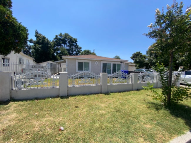 Building Photo - 8128 Puritan St